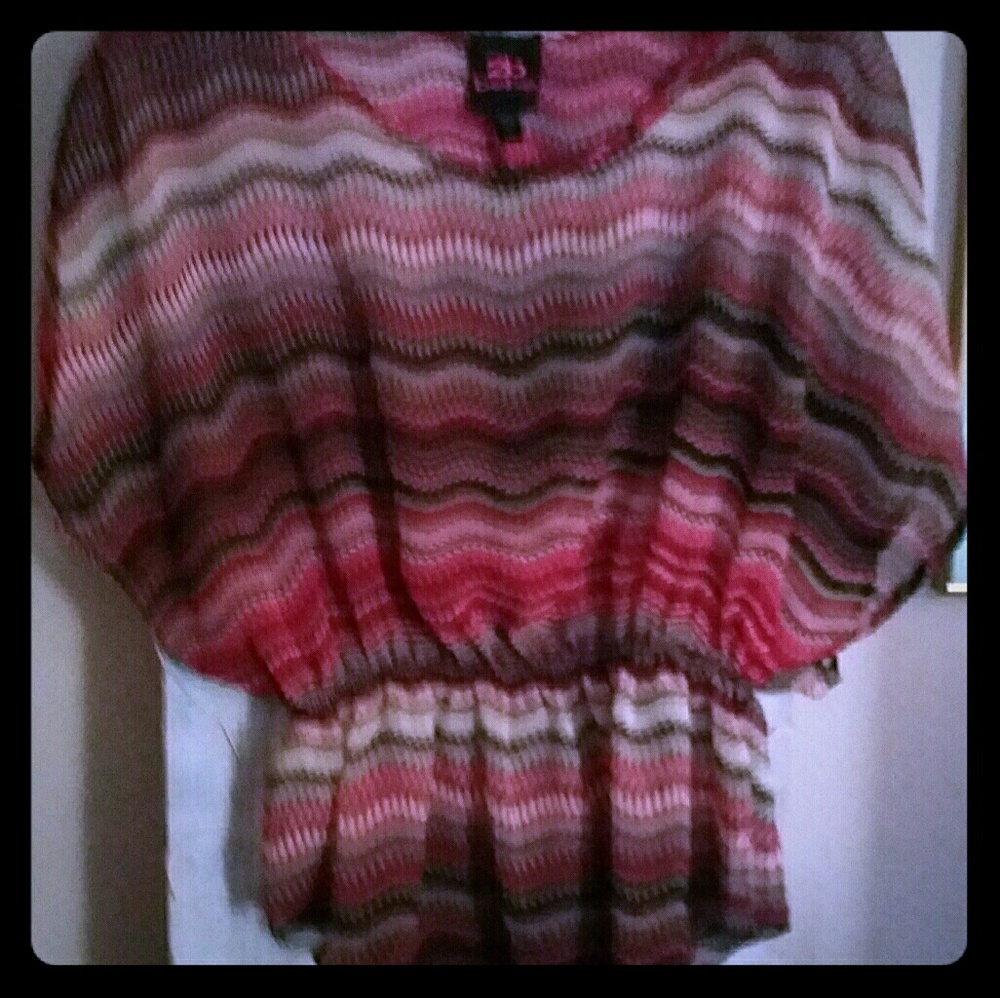 2b bebe sheer top size xs